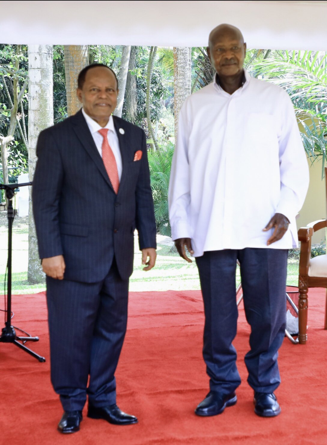 Le président Taye et Museveni d Ouganda ont discuté de la